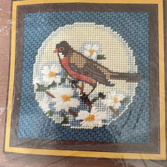 Vtg new in packaging 1981 Jiffy Needlepoint “Robin and Apple Blossoms” kit - Picture 2 of 6
